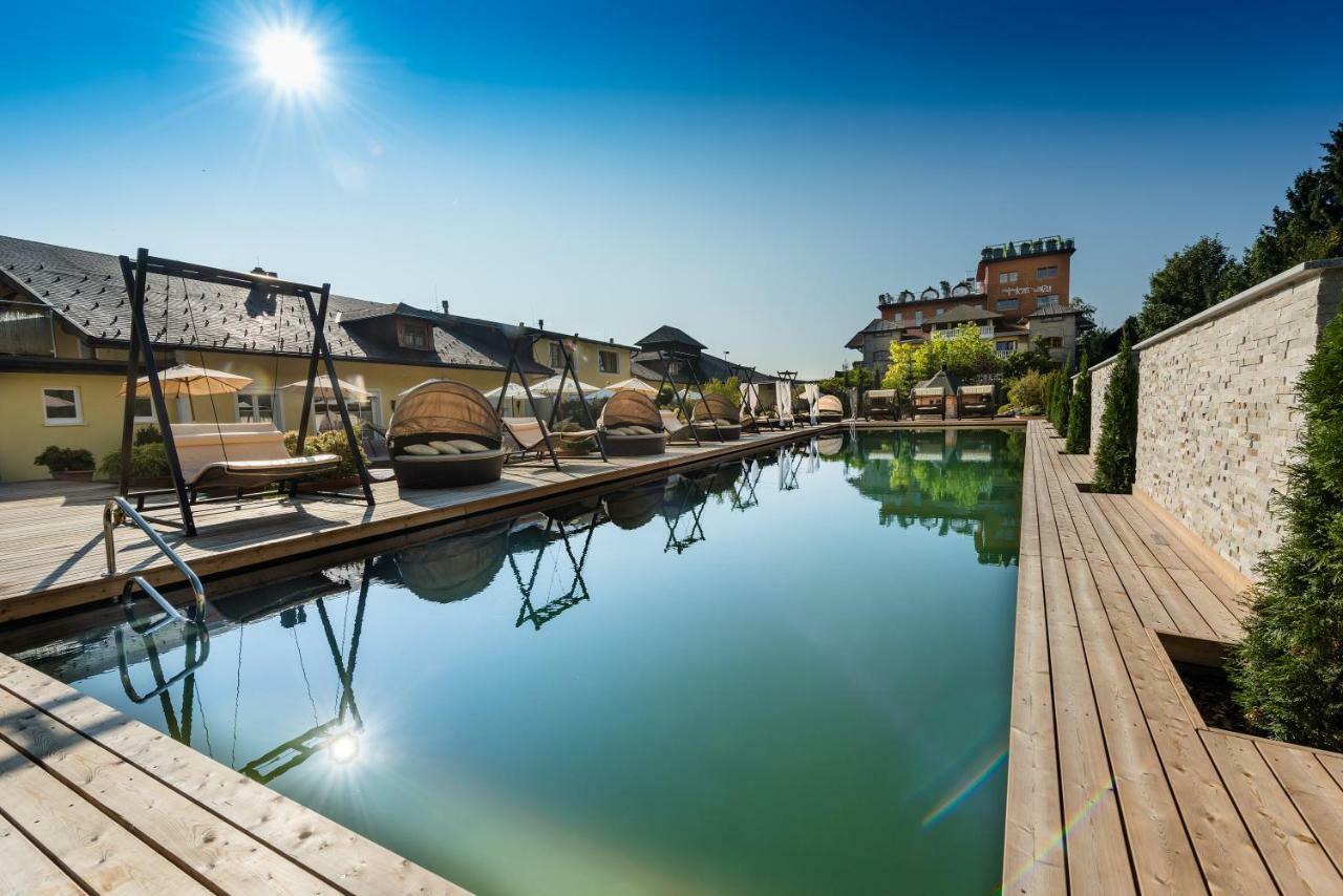 Hotel Winzer Wellness & Kuscheln แซงต์ท กิอร์เกน อิม อัทเทอร์เกา ภายนอก รูปภาพ