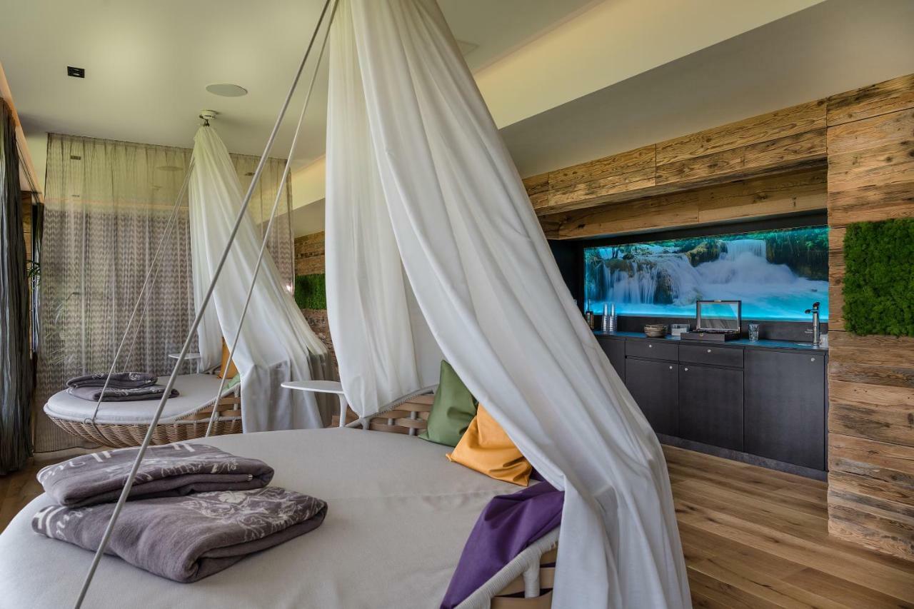Hotel Winzer Wellness & Kuscheln แซงต์ท กิอร์เกน อิม อัทเทอร์เกา ภายนอก รูปภาพ